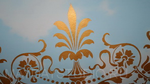 Трафаретная роспись потолка